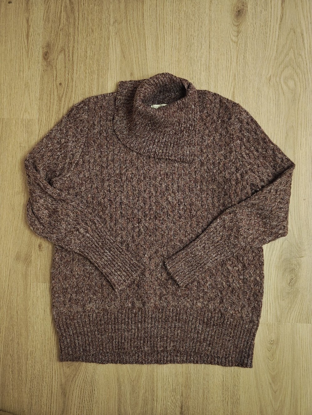 Retrology Turtleneck Cable Knit Sweater in Heathered Brown